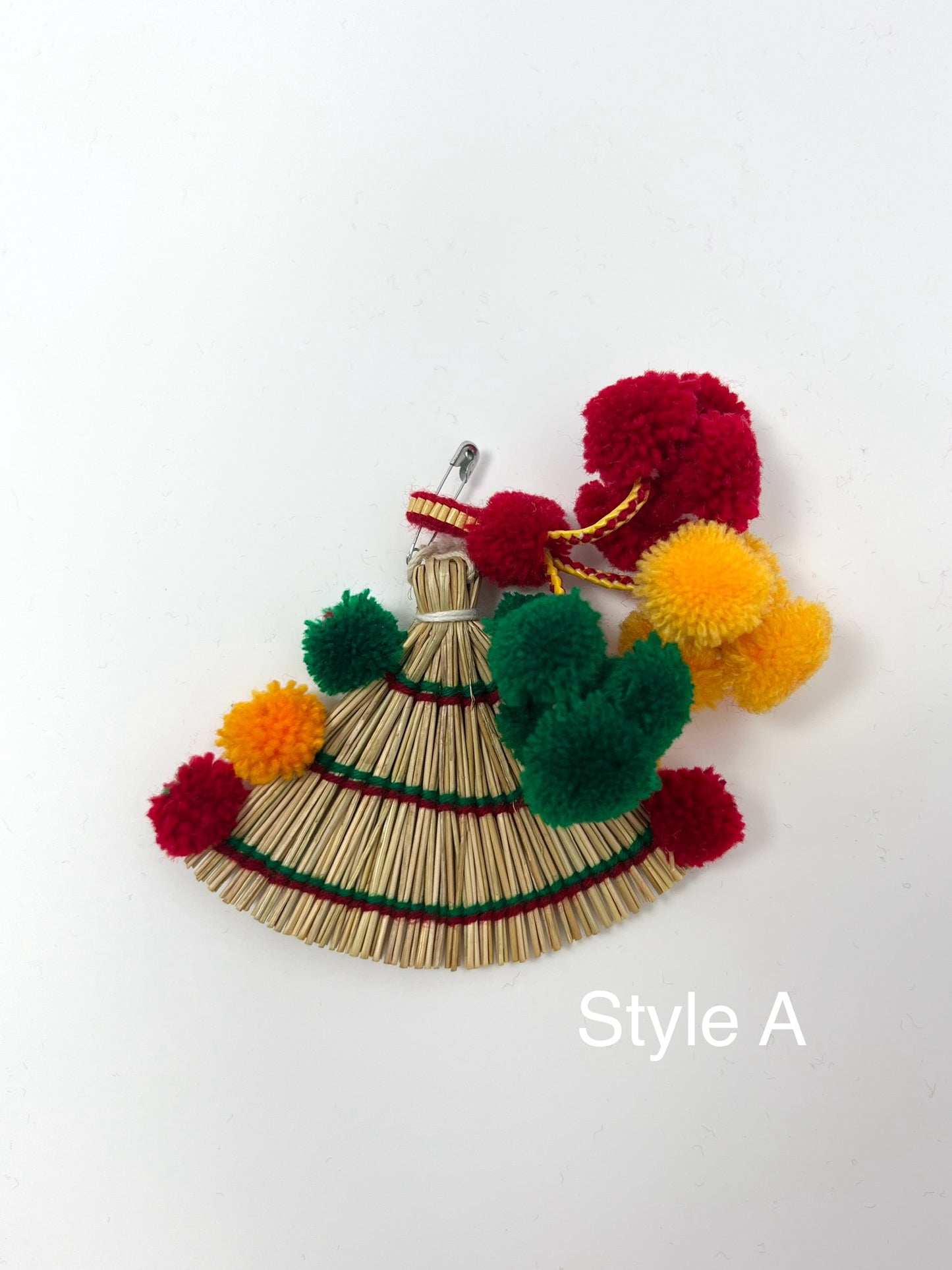 Dhajura Pechuri Brooch – Traditional Rai Cultural Ornament