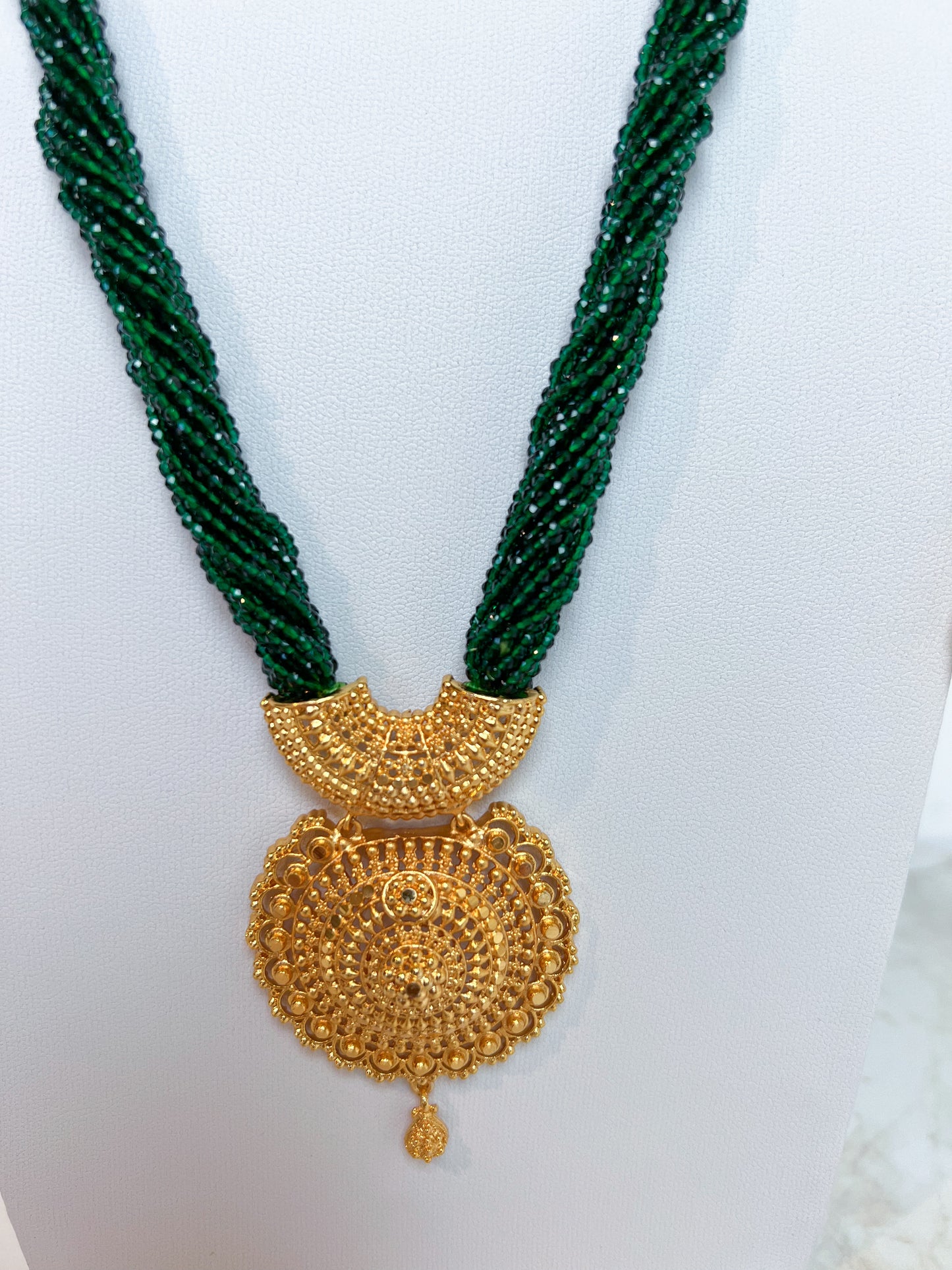 Mangalsutra Necklace with Earrings Green Hydropote