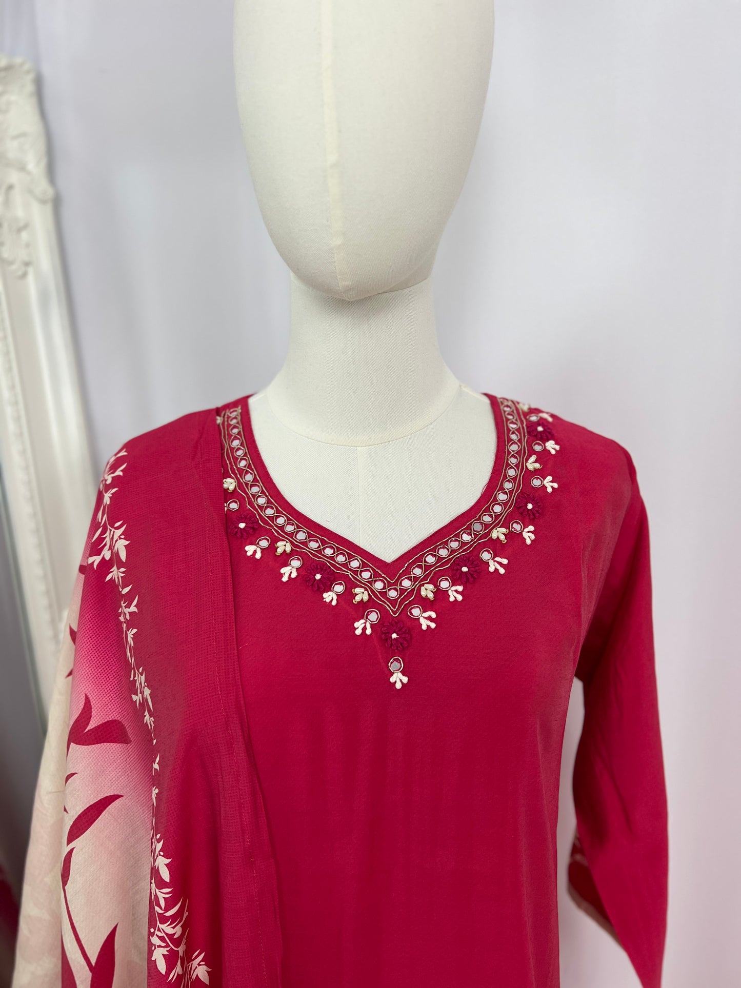 Floral Kurtha, Trousers & Shawl