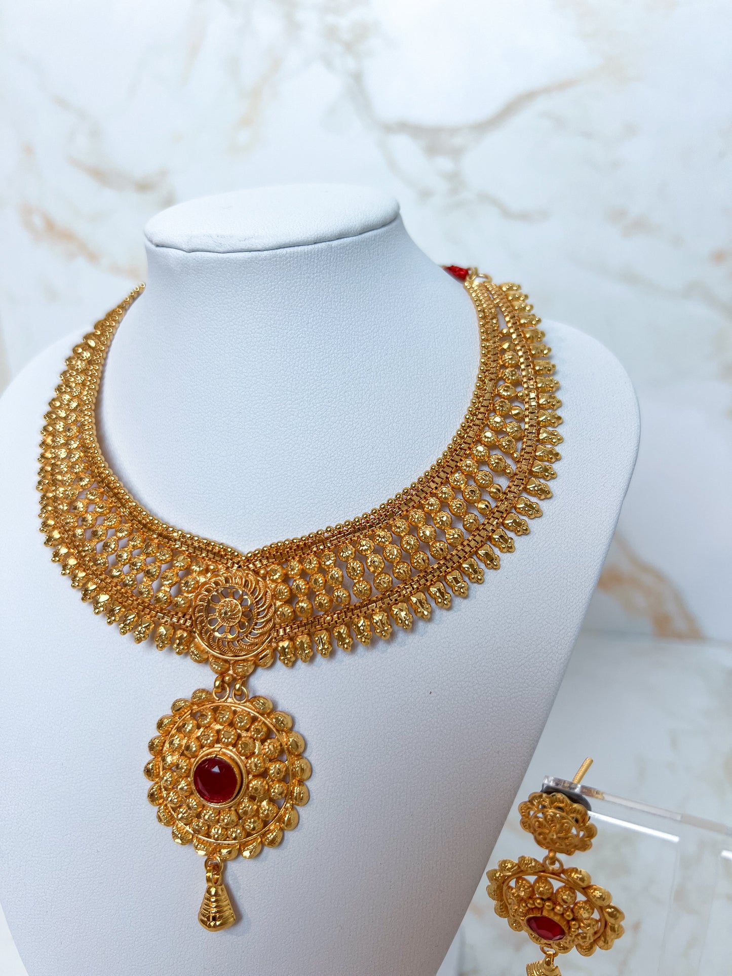 Mini Haar Necklace Set With Earrings Gold Plated