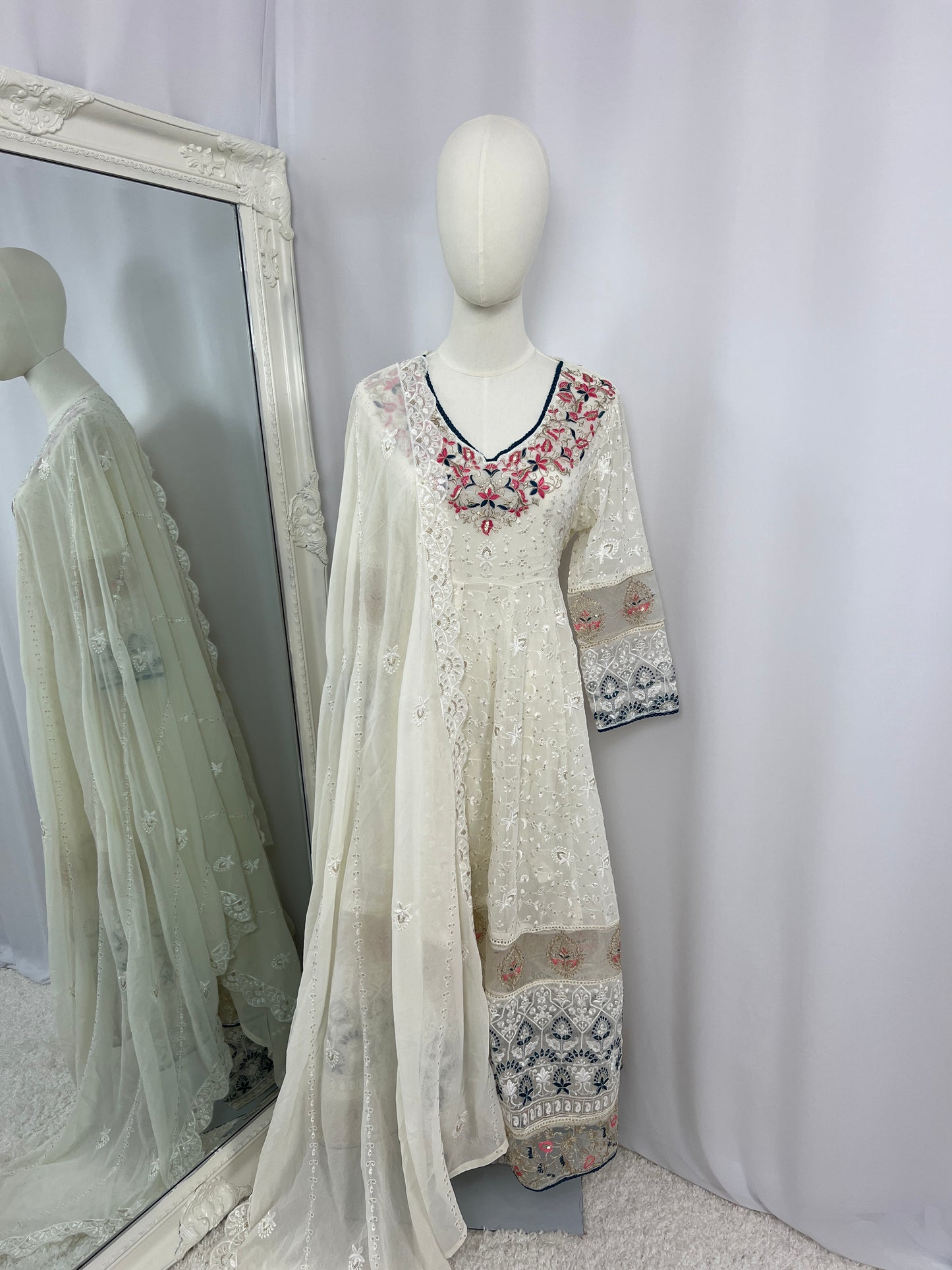 White Embroidered Kurtha Set with Trouser & Shawl