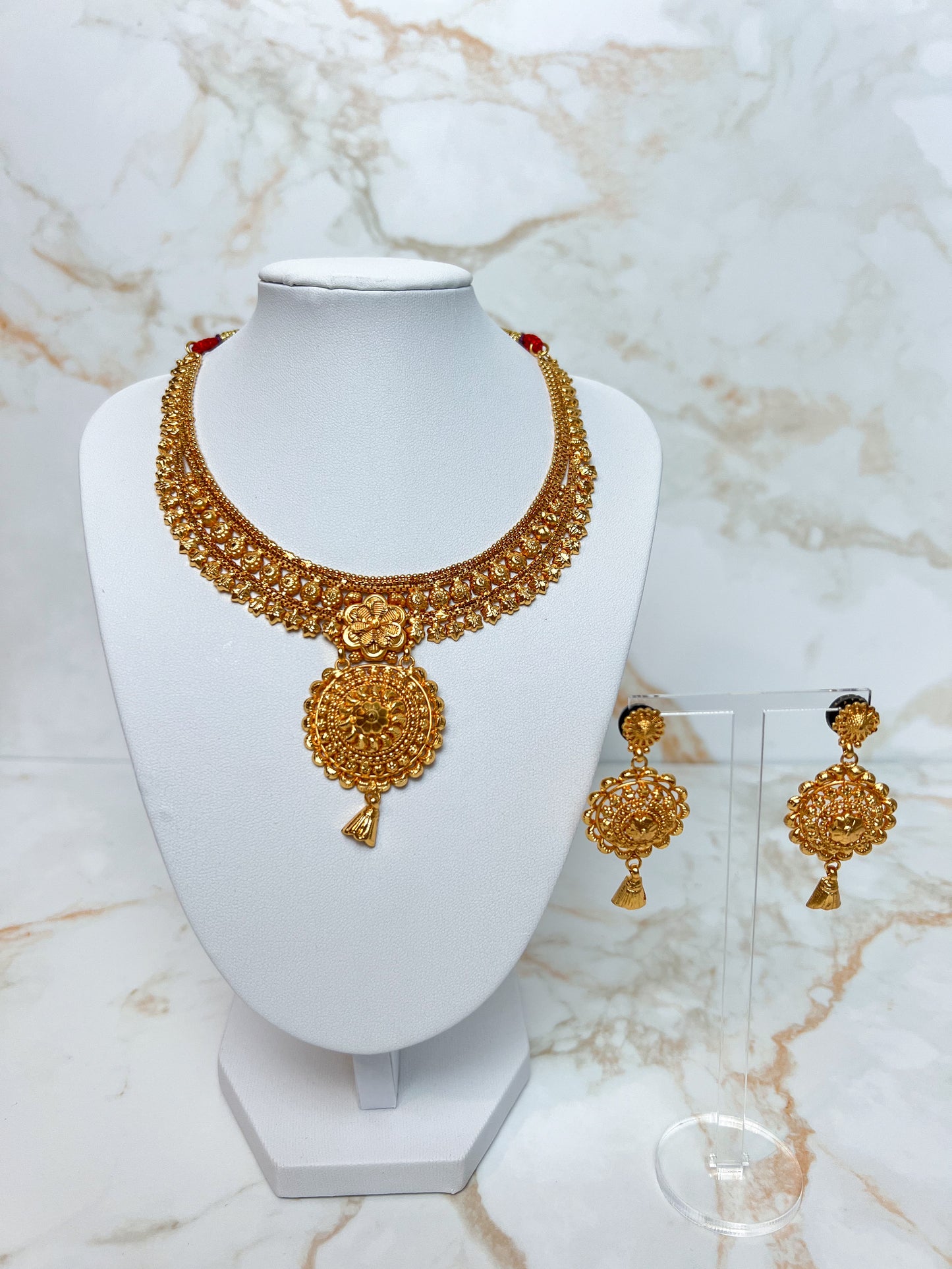 Mini Haar Necklace Set With Earrings Gold Plated