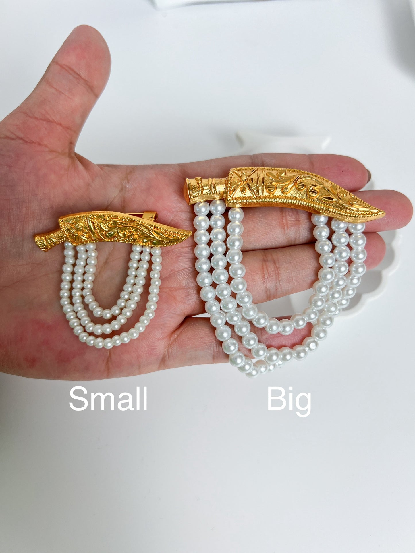 Khukuri Brooch Gold Plated Small