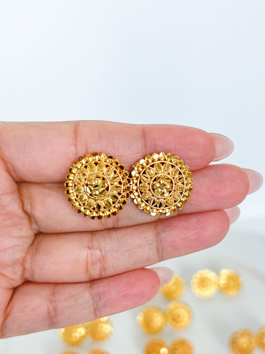 Stud Earrings Stud Earrings