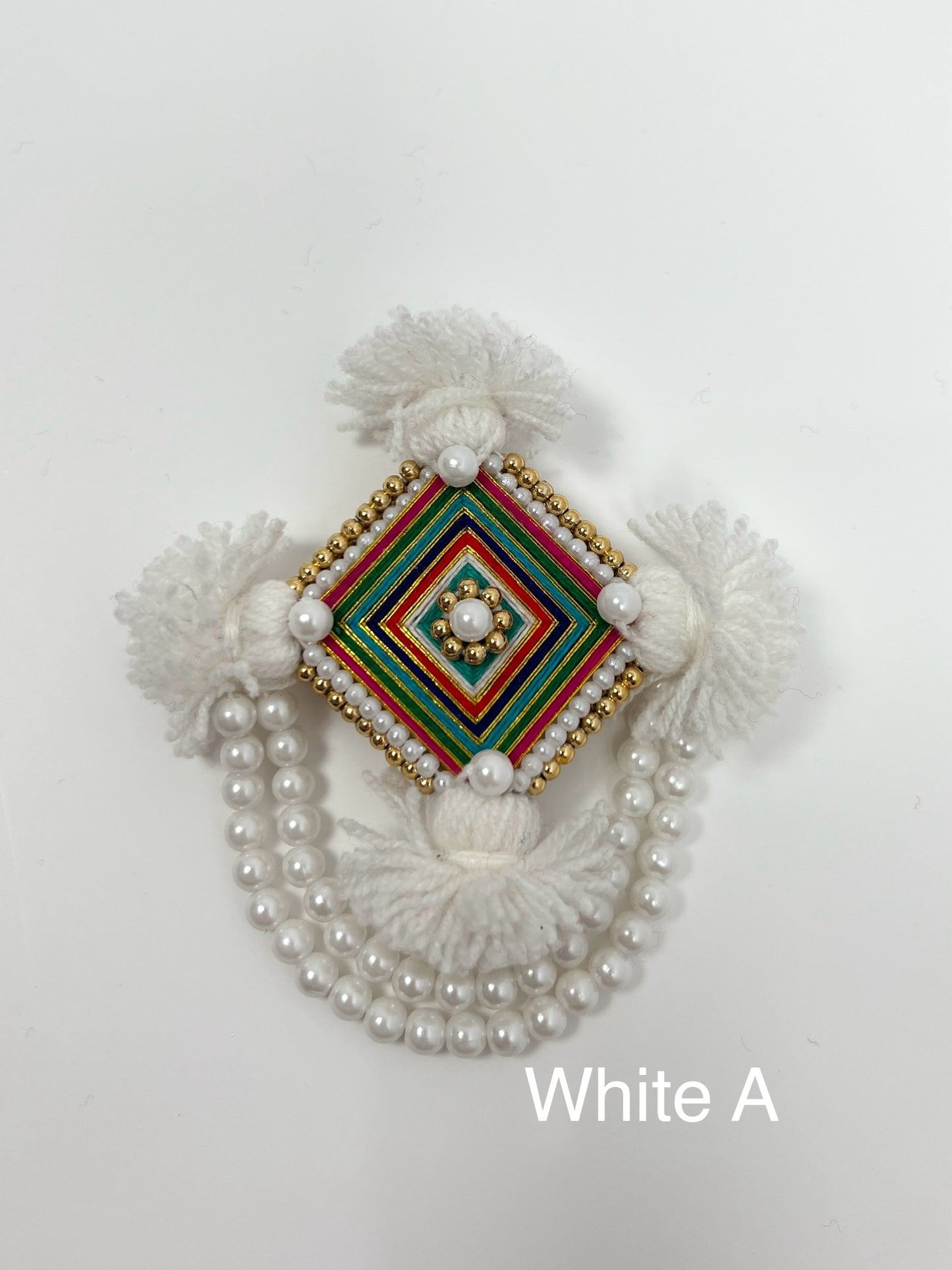 Silam Sakhma Brooch – Threadwork