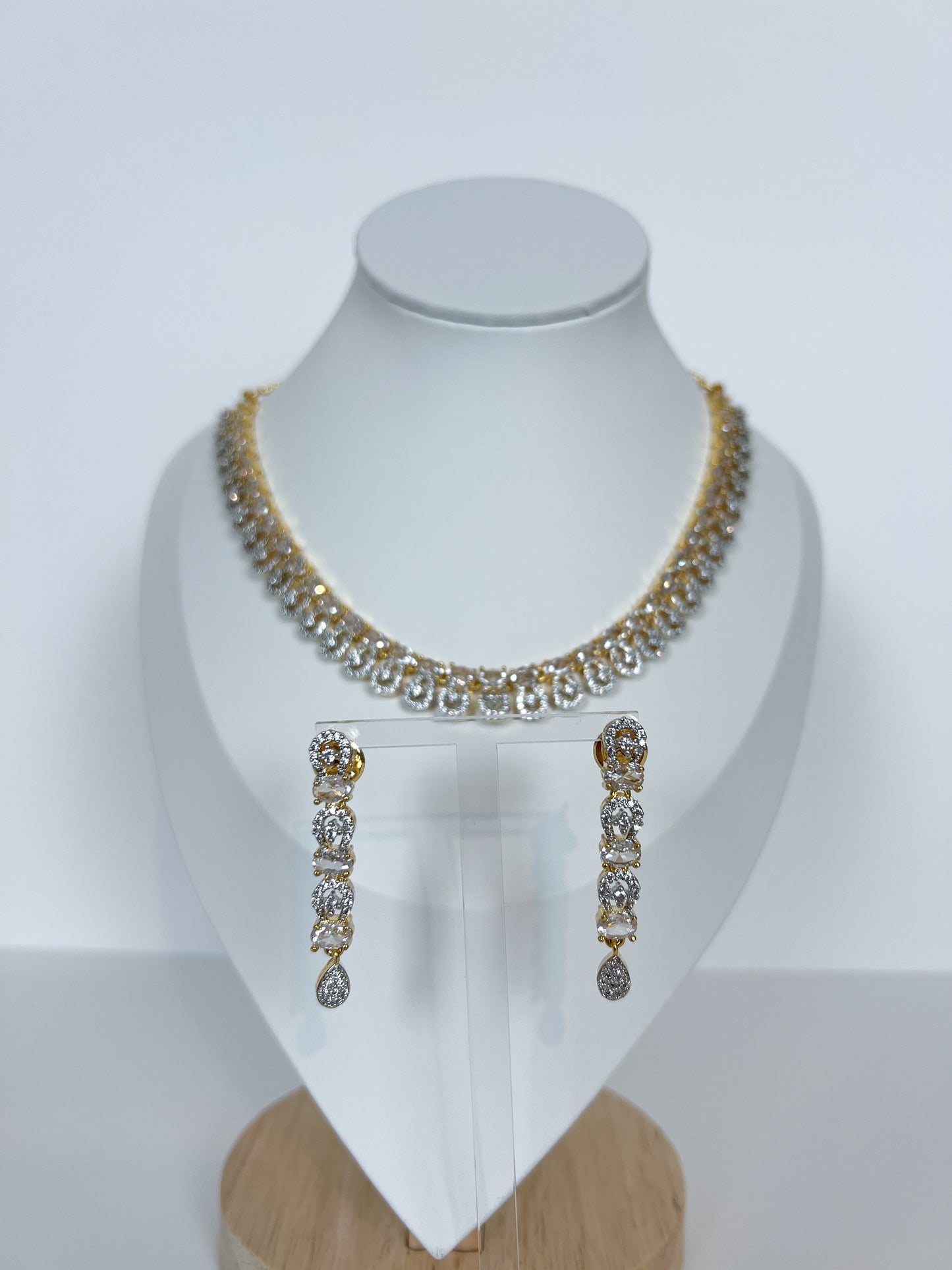 AD necklace set gold plated