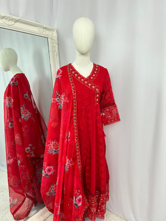 Red Embroidered Kurtha Set with Trouser & Shawl