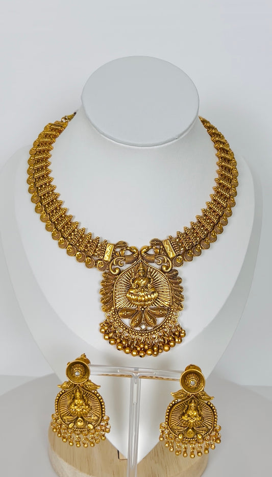 Temple Jewellery Set