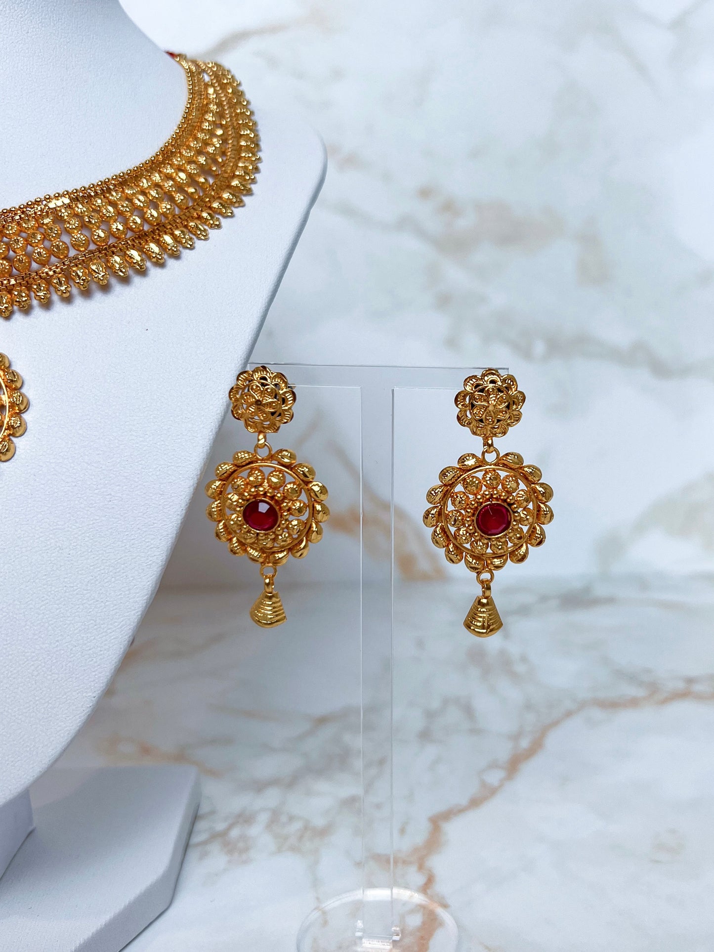Mini Haar Necklace Set With Earrings Gold Plated