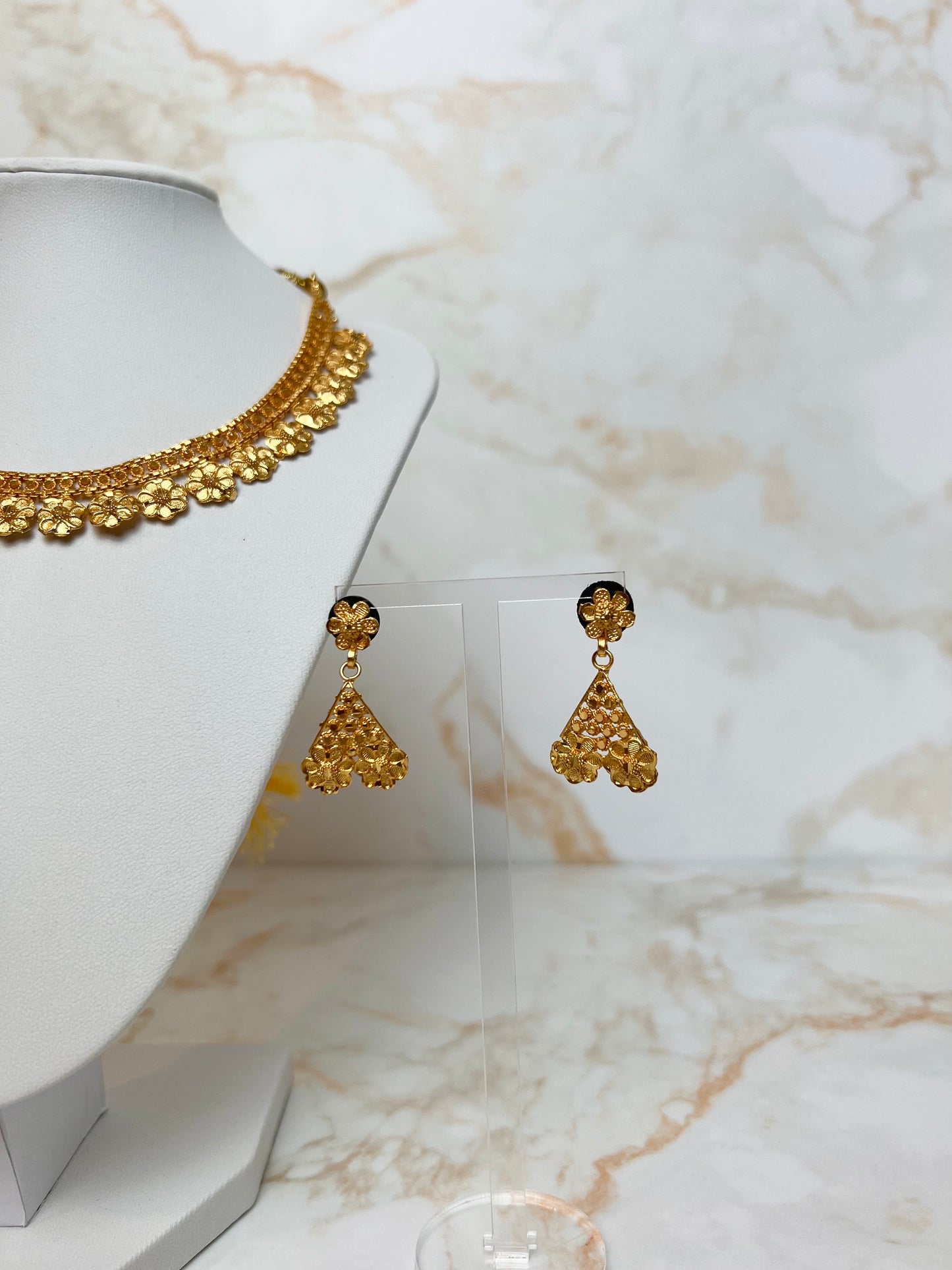 Mini Haar Necklace Set With Earrings Gold Plated